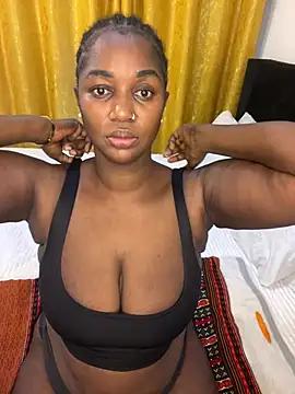 Honeylust26 online show from 07-15-26, 04:40