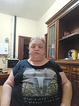 BeaFatLove online show from 06-16-26, 06:54