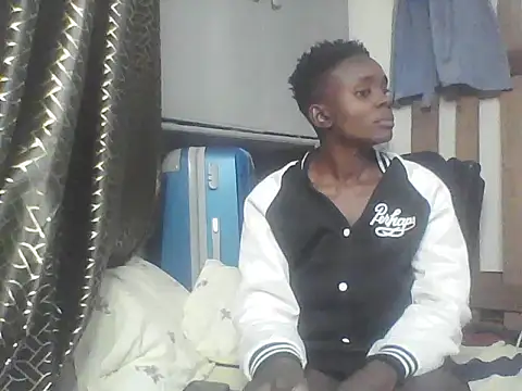 Snapshot of cutechocolate chatting on 06-19-26, 10:52 cutechocolate online show from 06-19-26, 10:52