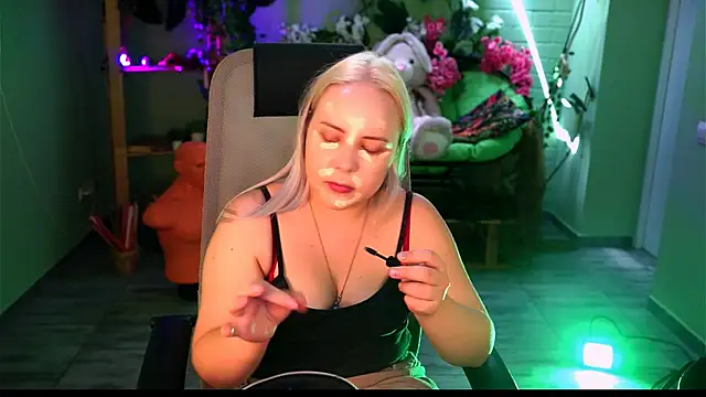 stellawatts online show from 06-30-26, 08:04