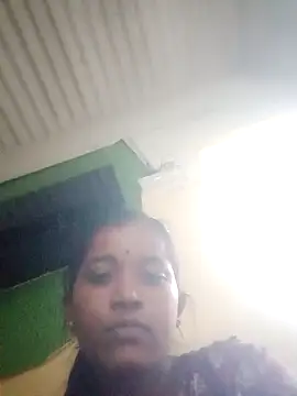 Snapshot of vanithaa_telugu chatting on 07-18-26, 12:31 vanithaa telugu online show from 07-18-26, 12:31