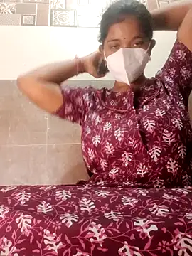 Snapshot of vanithaa_telugu chatting on 07-19-26, 06:55 vanithaa telugu online show from 07-19-26, 06:55