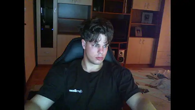 Snapshot of kanewolf_55 chatting on 07-09-26, 07:45 kanewolf 55 online show from 07-09-26, 07:45