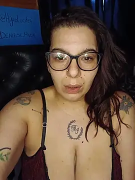 Snapshot of DulceBubbsyy chatting on 08-03-26, 11:48 DulceBubbsyy online show from 08-03-26, 11:48