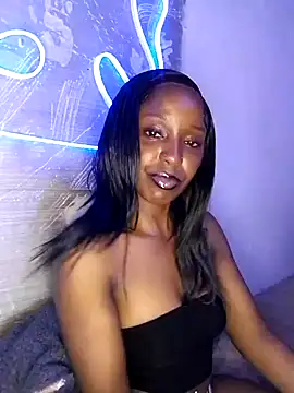 Pretty-Caramel1 online show from 06-18-26, 01:37