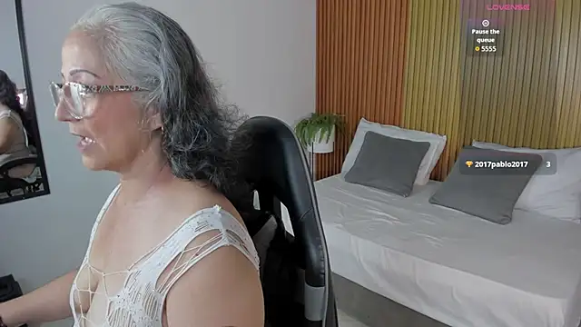 Snapshot of catalina_villan chatting on 06-29-26, 07:25 catalina villan online show from 06-29-26, 07:25