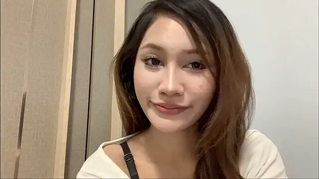 pinq love online show from 06-16-26, 10:29