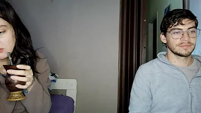 Snapshot of AishaGeisha chatting on 06-25-26, 01:26 AishaGeisha online show from 06-25-26, 01:26