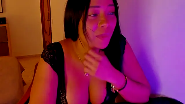 Snapshot of NicolePasqualott chatting on 09-18-25, 08:55 NicolePasqualott online show from 09-18-25, 08:55