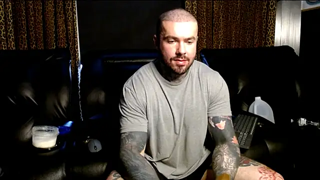 Snapshot of nathaniel_13 chatting on 07-19-26, 07:39 nathaniel 13 online show from 07-19-26, 07:39