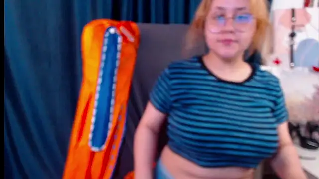 Snapshot of Judith_hypnosiss chatting on 06-29-26, 06:08 Judith hypnosiss online show from 06-29-26, 06:08
