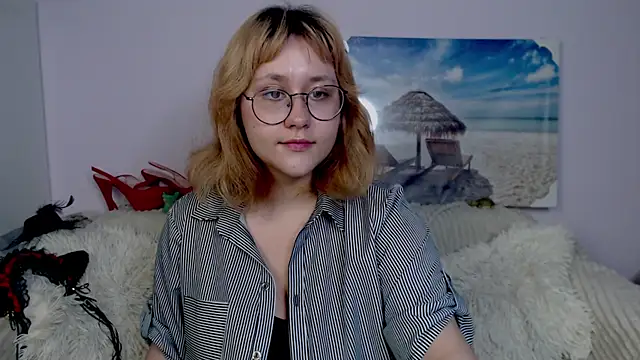 Snapshot of Judith_hypnosiss chatting on 07-15-26, 11:04 Judith hypnosiss online show from 07-15-26, 11:04