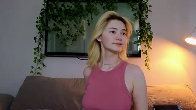 Emily Miu online show from 07-04-26, 11:33