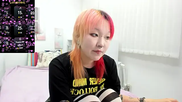 Snapshot of Cute__Kiko chatting on 07-13-26, 07:44 Cute Kiko online show from 07-13-26, 07:44