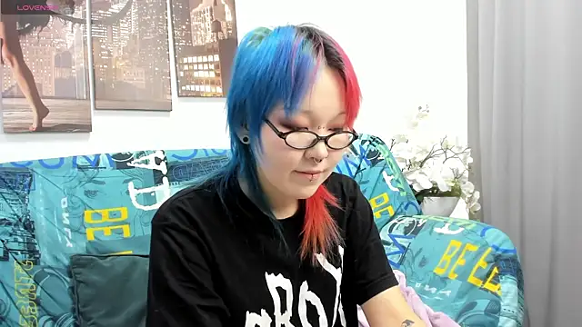 Snapshot of Cute__Kiko chatting on 07-22-26, 01:08 Cute Kiko online show from 07-22-26, 01:08