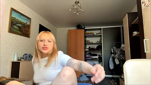 EllanFernandes online show from 06-17-26, 06:16