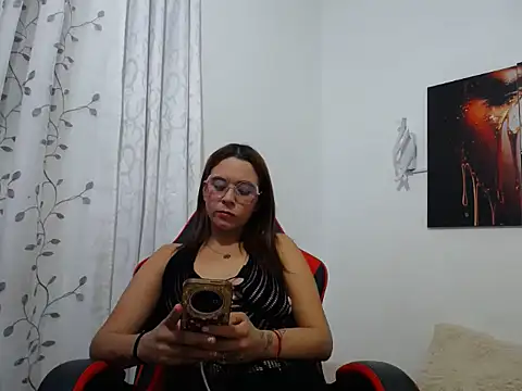 zelleste online show from 06-15-26, 11:40