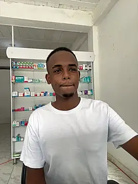 Snapshot of dereck_jay- chatting on 07-04-26, 02:45 dereck jay- online show from 07-04-26, 02:45