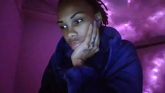 Opal Rainbow online show from 11-19-25, 04:01