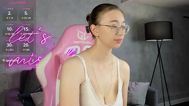 Lucy Green online show from 07-07-26, 12:46