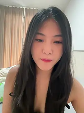 xiao-xiao-X online show from 06-17-26, 06:49