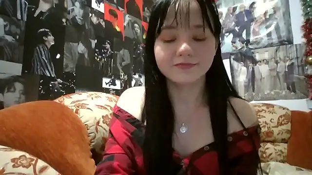 Snapshot of LittilePrincess chatting on 06-20-26, 09:17 LittilePrincess online show from 06-20-26, 09:17