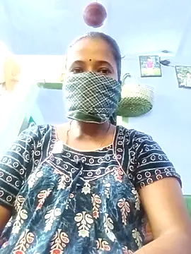 Snapshot of Tamil-neelavathi chatting on 06-19-26, 02:49 Tamil-neelavathi online show from 06-19-26, 02:49
