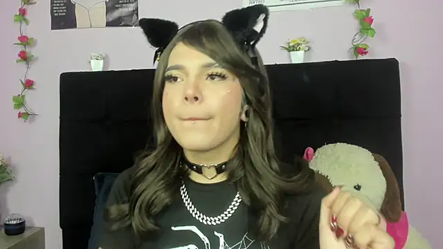 Makii XOXO online show from 07-11-26, 06:54