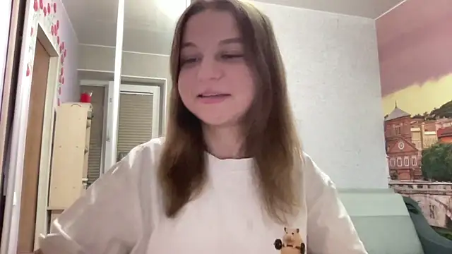 Snapshot of HwaTrippel chatting on 07-31-26, 06:07 HwaTrippel online show from 07-31-26, 06:07