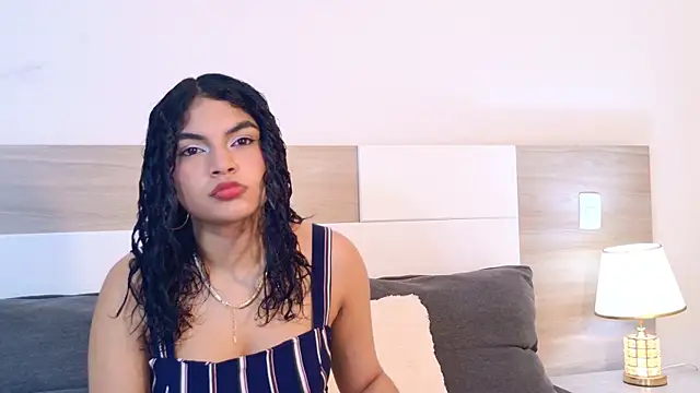 MelodyAlvarez online show from 07-25-26, 12:03