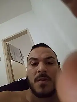 Edneishenrique online show from 06-27-26, 12:15