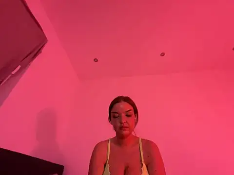 elina amara  online show from 06-18-26, 10:03