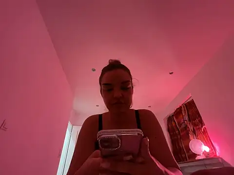 elina amara  online show from 06-19-26, 10:35