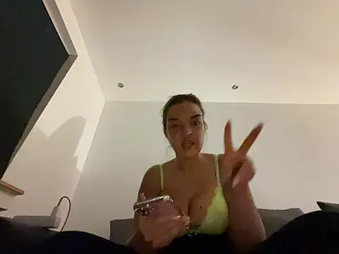 elina amara  online show from 06-21-26, 09:28