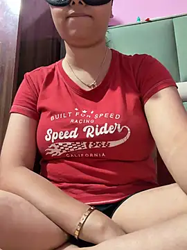 Devyani  online show from 06-29-26, 07:47