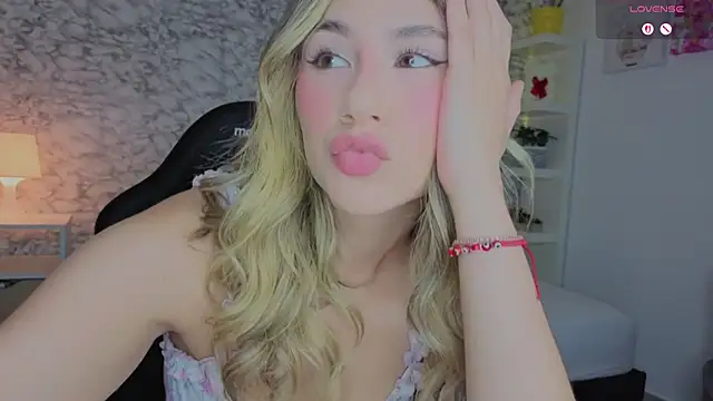 Isabella Bliss online show from 06-29-26, 07:58