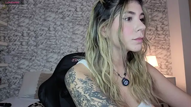 Isabella Bliss online show from 07-22-26, 12:24