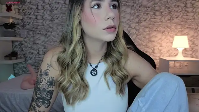 Isabella Bliss online show from 07-27-26, 10:39