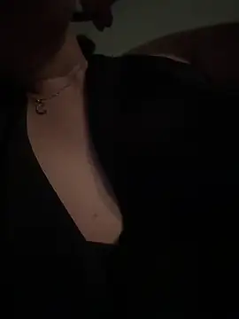 Sexyfemm  online show from 07-17-26, 11:20