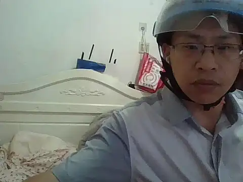 Snapshot of benly888 chatting on 06-18-26, 09:14 benly888 online show from 06-18-26, 09:14
