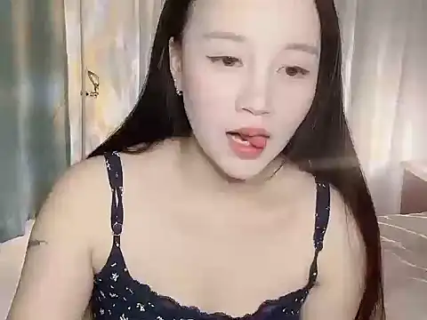 Snapshot of xue1598 chatting on 06-17-26, 03:35 xue1598 online show from 06-17-26, 03:35