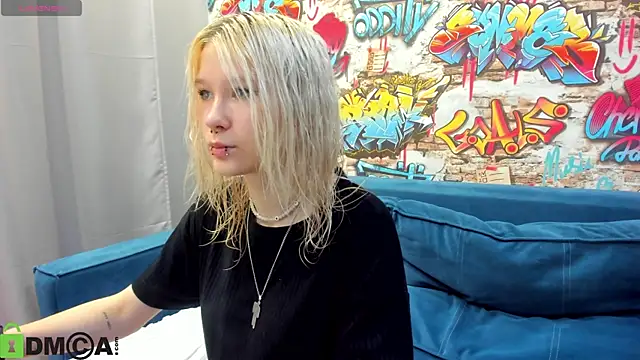 Snapshot of Nika-Smith chatting on 07-22-26, 09:23 Nika-Smith online show from 07-22-26, 09:23