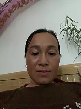 Snapshot of Loly_hana chatting on 06-19-26, 03:22 Loly hana online show from 06-19-26, 03:22