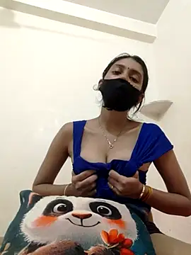 Snapshot of pooja_riya chatting on 07-07-26, 07:23 pooja riya online show from 07-07-26, 07:23