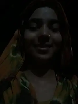 Snapshot of Simran_143 chatting on 07-13-26, 04:32 Simran 143 online show from 07-13-26, 04:32