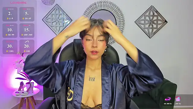 Honeyy Taylor online show from 06-27-26, 12:22