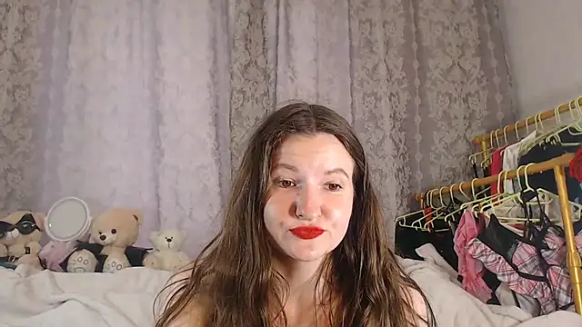 Snapshot of ChloeBrooklyn chatting on 07-10-26, 12:41 ChloeBrooklyn online show from 07-10-26, 12:41