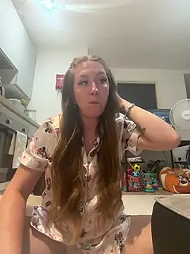 Coleyy xx online show from 07-25-26, 08:06