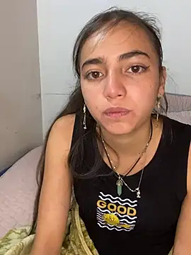 Julia valentina online show from 07-14-26, 02:49