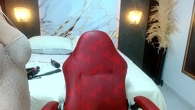 KellyShibary online show from 08-08-26, 11:45